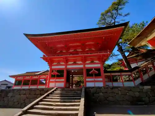 日御碕神社の山門