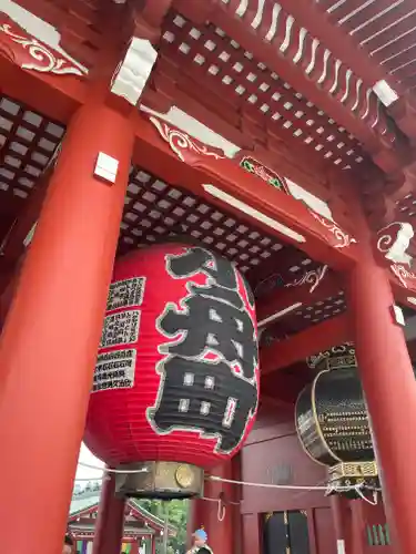 浅草寺の山門・神門