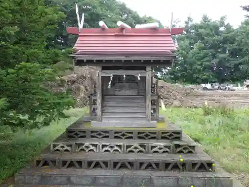 信部内神社の本殿