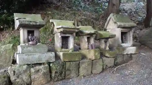 津嶋神社の末社