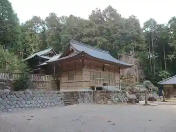 夏山八幡宮の本殿・本堂