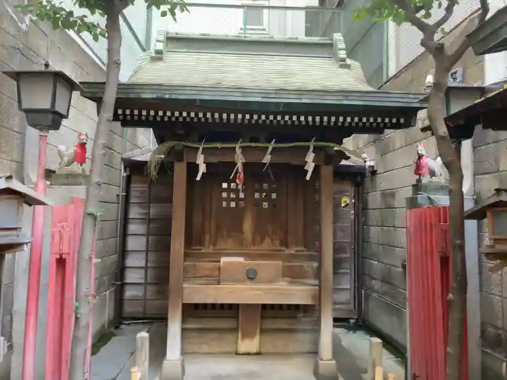 地付五社稲荷大明神の本殿・本堂