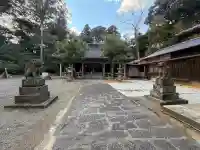 糸島市宇美八幡宮の{uncategorized: "未分類", other: "その他", undefined: "問題あり", building: "その他建物", grave: "お墓", sacred_gate: "鳥居", guardian: "狛犬", statue: "像", buddha: "仏像", history: "歴史", nature: "自然", garden: "庭園", animal: "動物", pagoda: "塔", temizu: "手水舎", mountain_gate: "山門・神門", sanctuary: "本殿・本堂", subordinate: "末社・摂社", art: "芸術", scenery: "景色", jizo: "地蔵", ema: "絵馬", goshuin: "御朱印", omikuji: "おみくじ", items: "授与品その他", amulet: "お守り", goshuincho: "御朱印帳", eats: "食事", festival: "お祭り", votive_dance: "神楽", shichigosan: "七五三参", wedding: "結婚式", experience: "体験その他", initially: "初詣", around: "周辺", anti_infection: "感染症対策"}