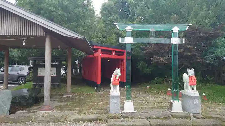 神徳稲荷神社の鳥居