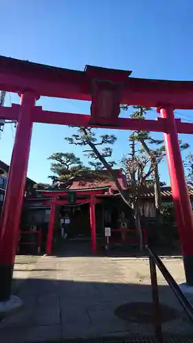 旭稲荷神社の鳥居