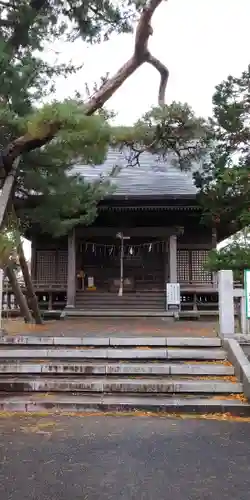 諏訪神社の本殿・本堂