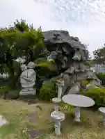 長福寺の{uncategorized: "未分類", other: "その他", undefined: "問題あり", building: "その他建物", grave: "お墓", sacred_gate: "鳥居", guardian: "狛犬", statue: "像", buddha: "仏像", history: "歴史", nature: "自然", garden: "庭園", animal: "動物", pagoda: "塔", temizu: "手水舎", mountain_gate: "山門・神門", sanctuary: "本殿・本堂", subordinate: "末社・摂社", art: "芸術", scenery: "景色", jizo: "地蔵", ema: "絵馬", goshuin: "御朱印", omikuji: "おみくじ", items: "授与品その他", amulet: "お守り", goshuincho: "御朱印帳", eats: "食事", festival: "お祭り", votive_dance: "神楽", shichigosan: "七五三参", wedding: "結婚式", experience: "体験その他", initially: "初詣", around: "周辺", anti_infection: "感染症対策"}
