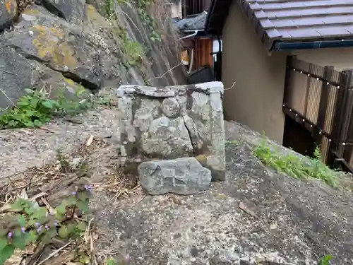 静火神社の像