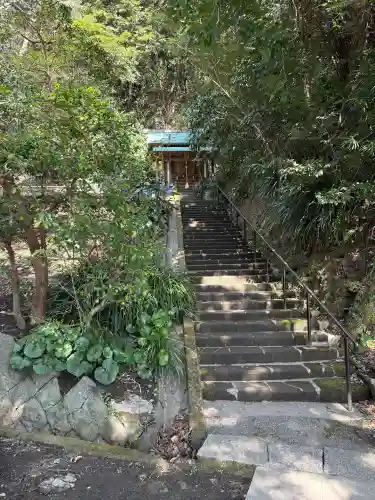甘縄神明神社（甘縄神明宮）の{uncategorized: "未分類", other: "その他", undefined: "問題あり", building: "その他建物", grave: "お墓", sacred_gate: "鳥居", guardian: "狛犬", statue: "像", buddha: "仏像", history: "歴史", nature: "自然", garden: "庭園", animal: "動物", pagoda: "塔", temizu: "手水舎", mountain_gate: "山門・神門", sanctuary: "本殿・本堂", subordinate: "末社・摂社", art: "芸術", scenery: "景色", jizo: "地蔵", ema: "絵馬", goshuin: "御朱印", omikuji: "おみくじ", items: "授与品その他", amulet: "お守り", goshuincho: "御朱印帳", eats: "食事", festival: "お祭り", votive_dance: "神楽", shichigosan: "七五三参", wedding: "結婚式", experience: "体験その他", initially: "初詣", around: "周辺", anti_infection: "感染症対策"}