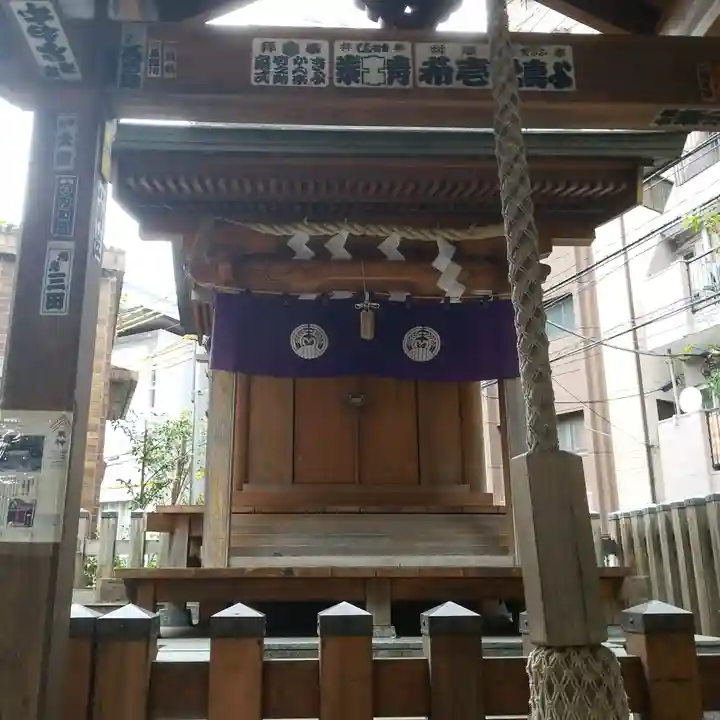 境稲荷神社の本殿・本堂