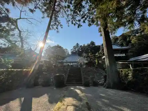浄眼寺の{uncategorized: "未分類", other: "その他", undefined: "問題あり", building: "その他建物", grave: "お墓", sacred_gate: "鳥居", guardian: "狛犬", statue: "像", buddha: "仏像", history: "歴史", nature: "自然", garden: "庭園", animal: "動物", pagoda: "塔", temizu: "手水舎", mountain_gate: "山門・神門", sanctuary: "本殿・本堂", subordinate: "末社・摂社", art: "芸術", scenery: "景色", jizo: "地蔵", ema: "絵馬", goshuin: "御朱印", omikuji: "おみくじ", items: "授与品その他", amulet: "お守り", goshuincho: "御朱印帳", eats: "食事", festival: "お祭り", votive_dance: "神楽", shichigosan: "七五三参", wedding: "結婚式", experience: "体験その他", initially: "初詣", around: "周辺", anti_infection: "感染症対策"}