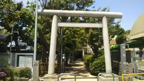 神明神社 (飯山満町)の鳥居