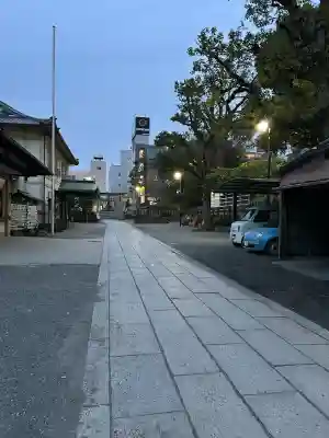 茨木神社の{uncategorized: "未分類", other: "その他", undefined: "問題あり", building: "その他建物", grave: "お墓", sacred_gate: "鳥居", guardian: "狛犬", statue: "像", buddha: "仏像", history: "歴史", nature: "自然", garden: "庭園", animal: "動物", pagoda: "塔", temizu: "手水舎", mountain_gate: "山門・神門", sanctuary: "本殿・本堂", subordinate: "末社・摂社", art: "芸術", scenery: "景色", jizo: "地蔵", ema: "絵馬", goshuin: "御朱印", omikuji: "おみくじ", items: "授与品その他", amulet: "お守り", goshuincho: "御朱印帳", eats: "食事", festival: "お祭り", votive_dance: "神楽", shichigosan: "七五三参", wedding: "結婚式", experience: "体験その他", initially: "初詣", around: "周辺", anti_infection: "感染症対策"}
