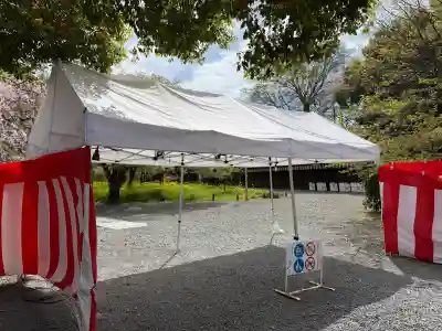 平野神社の{uncategorized: "未分類", other: "その他", undefined: "問題あり", building: "その他建物", grave: "お墓", sacred_gate: "鳥居", guardian: "狛犬", statue: "像", buddha: "仏像", history: "歴史", nature: "自然", garden: "庭園", animal: "動物", pagoda: "塔", temizu: "手水舎", mountain_gate: "山門・神門", sanctuary: "本殿・本堂", subordinate: "末社・摂社", art: "芸術", scenery: "景色", jizo: "地蔵", ema: "絵馬", goshuin: "御朱印", omikuji: "おみくじ", items: "授与品その他", amulet: "お守り", goshuincho: "御朱印帳", eats: "食事", festival: "お祭り", votive_dance: "神楽", shichigosan: "七五三参", wedding: "結婚式", experience: "体験その他", initially: "初詣", around: "周辺", anti_infection: "感染症対策"}