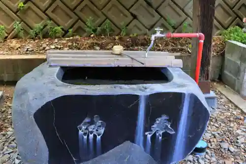 巽山稲荷神社の手水舎