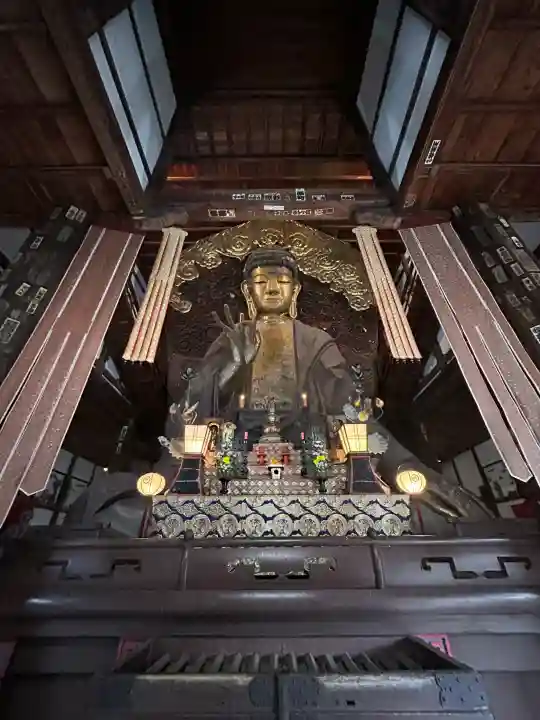 金鳳山 正法寺の{uncategorized: "未分類", other: "その他", undefined: "問題あり", building: "その他建物", grave: "お墓", sacred_gate: "鳥居", guardian: "狛犬", statue: "像", buddha: "仏像", history: "歴史", nature: "自然", garden: "庭園", animal: "動物", pagoda: "塔", temizu: "手水舎", mountain_gate: "山門・神門", sanctuary: "本殿・本堂", subordinate: "末社・摂社", art: "芸術", scenery: "景色", jizo: "地蔵", ema: "絵馬", goshuin: "御朱印", omikuji: "おみくじ", items: "授与品その他", amulet: "お守り", goshuincho: "御朱印帳", eats: "食事", festival: "お祭り", votive_dance: "神楽", shichigosan: "七五三参", wedding: "結婚式", experience: "体験その他", initially: "初詣", around: "周辺", anti_infection: "感染症対策"}