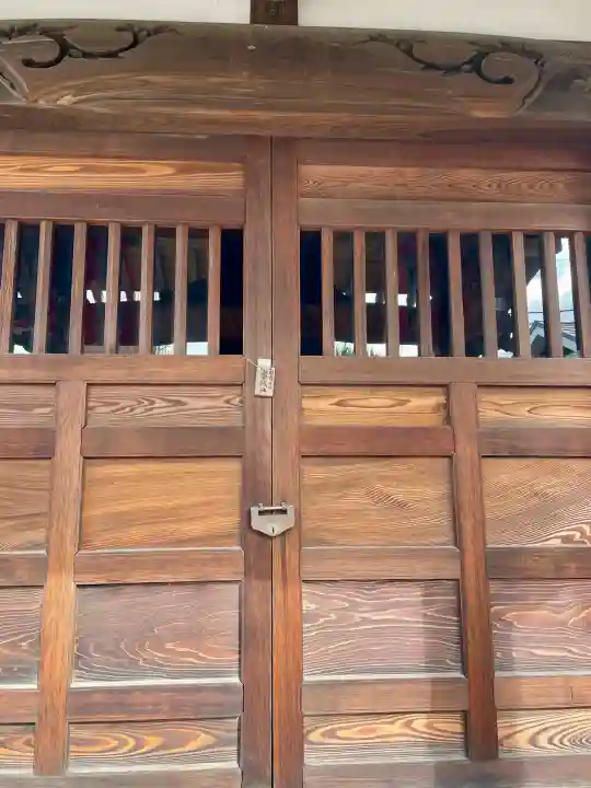 蓮勝寺の{uncategorized: "未分類", other: "その他", undefined: "問題あり", building: "その他建物", grave: "お墓", sacred_gate: "鳥居", guardian: "狛犬", statue: "像", buddha: "仏像", history: "歴史", nature: "自然", garden: "庭園", animal: "動物", pagoda: "塔", temizu: "手水舎", mountain_gate: "山門・神門", sanctuary: "本殿・本堂", subordinate: "末社・摂社", art: "芸術", scenery: "景色", jizo: "地蔵", ema: "絵馬", goshuin: "御朱印", omikuji: "おみくじ", items: "授与品その他", amulet: "お守り", goshuincho: "御朱印帳", eats: "食事", festival: "お祭り", votive_dance: "神楽", shichigosan: "七五三参", wedding: "結婚式", experience: "体験その他", initially: "初詣", around: "周辺", anti_infection: "感染症対策"}