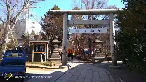 四柱神社の鳥居