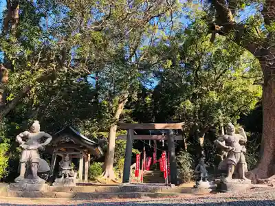 稲荷神社の鳥居