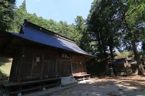 楯和気神社の本殿