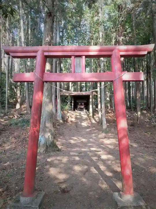 式内稲荷神社の鳥居