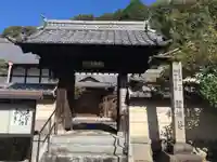 龍済寺の山門・神門