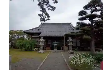 薬王寺の本殿・本堂