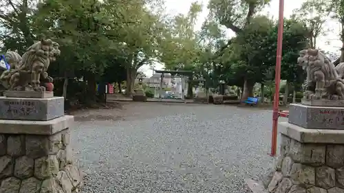 諏訪神社の狛犬