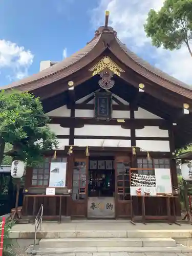 三輪神社の本殿・本堂