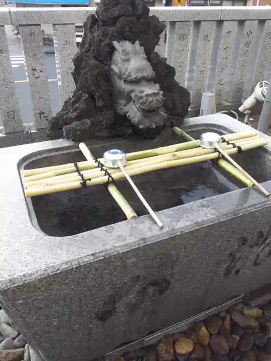 浅草富士浅間神社の手水舎