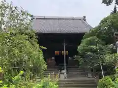 宝戒寺の本殿