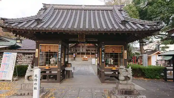 瀧宮神社の山門・神門