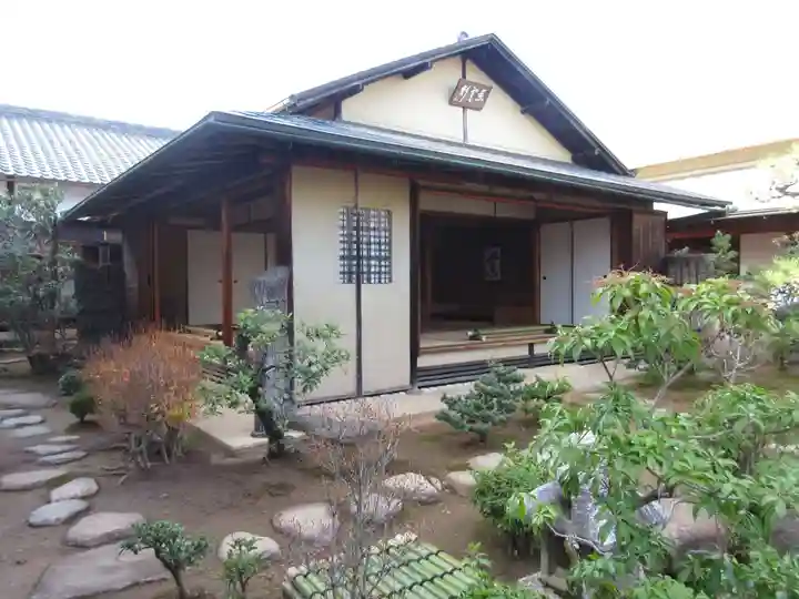 総見院の本殿・本堂