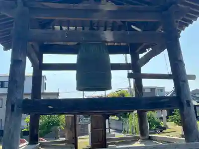 家原寺の{uncategorized: "未分類", other: "その他", undefined: "問題あり", building: "その他建物", grave: "お墓", sacred_gate: "鳥居", guardian: "狛犬", statue: "像", buddha: "仏像", history: "歴史", nature: "自然", garden: "庭園", animal: "動物", pagoda: "塔", temizu: "手水舎", mountain_gate: "山門・神門", sanctuary: "本殿・本堂", subordinate: "末社・摂社", art: "芸術", scenery: "景色", jizo: "地蔵", ema: "絵馬", goshuin: "御朱印", omikuji: "おみくじ", items: "授与品その他", amulet: "お守り", goshuincho: "御朱印帳", eats: "食事", festival: "お祭り", votive_dance: "神楽", shichigosan: "七五三参", wedding: "結婚式", experience: "体験その他", initially: "初詣", around: "周辺", anti_infection: "感染症対策"}