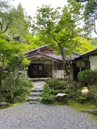 高山寺の本殿・本堂