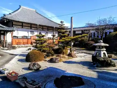 常福寺の庭園