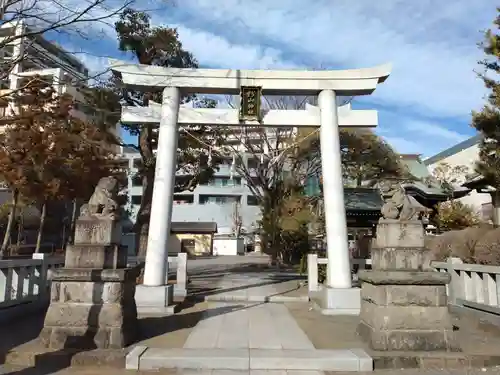 大棚・中川杉山神社の鳥居