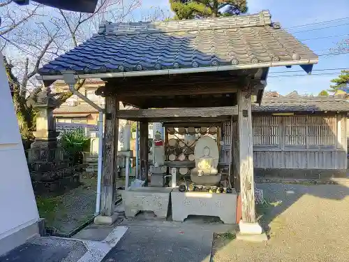 摂取院の手水舎