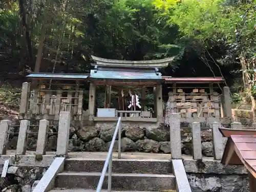 泉岡一言神社の本殿