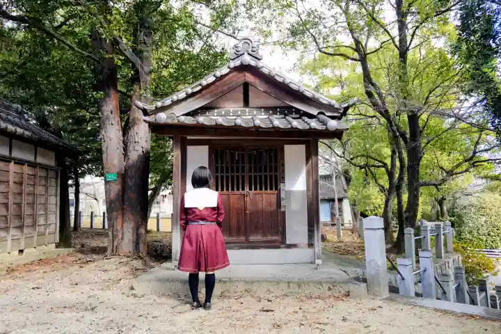 榎前八劔神社の末社・摂社