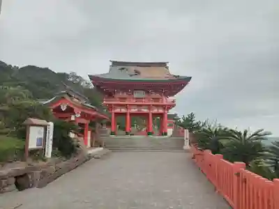 鵜戸神宮の山門・神門