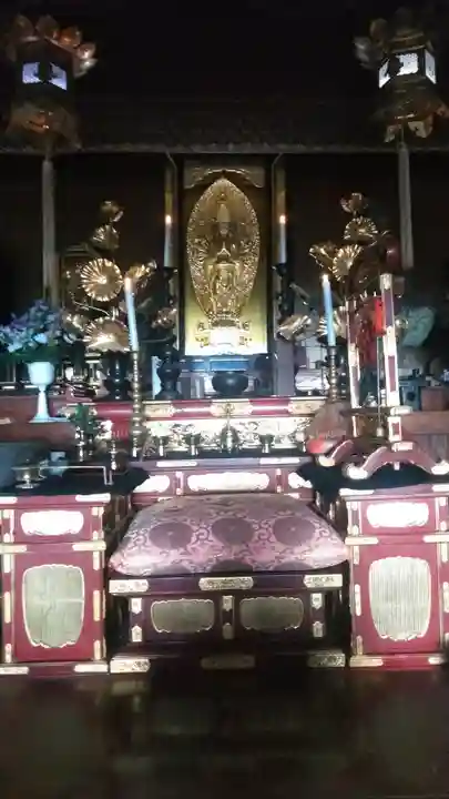 長安寺の本殿・本堂