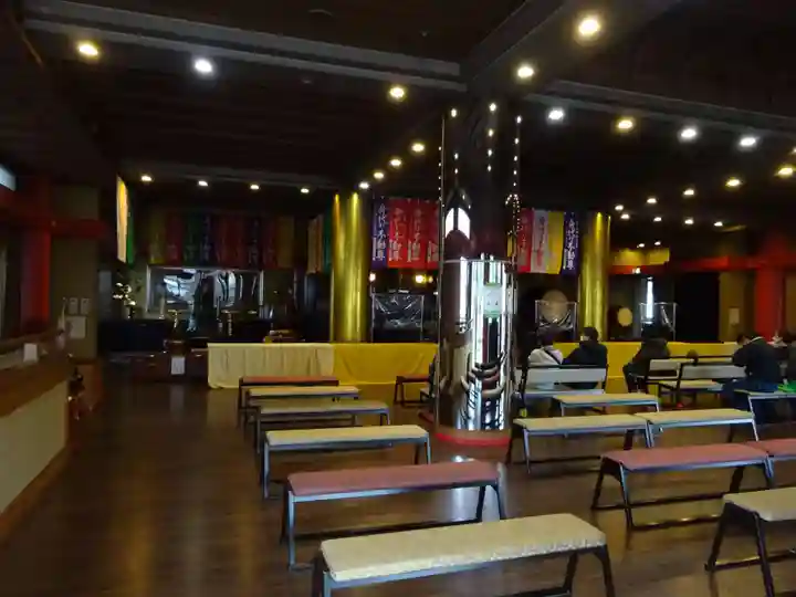 身代り不動尊(大明王院)の本殿・本堂