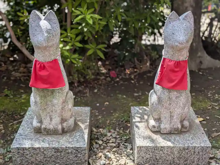 花園稲荷神社の狛犬