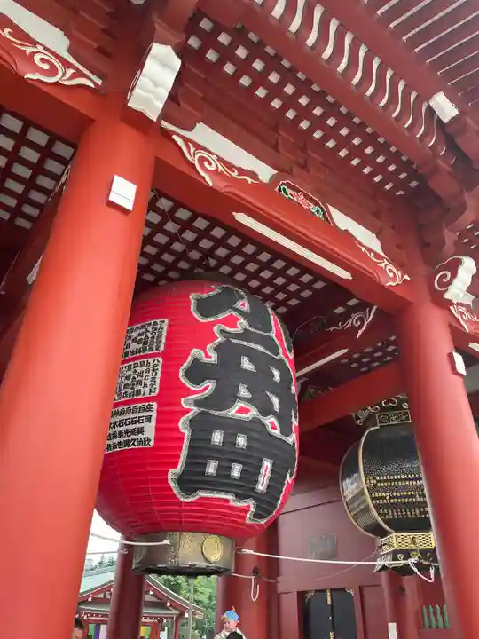 浅草寺の山門・神門