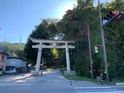 諏訪大社上社前宮の鳥居