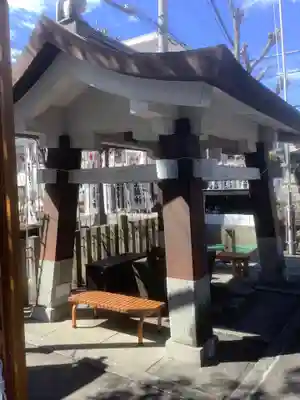 素盞男社の手水舎