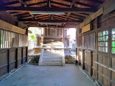 若宮八幡社の本殿・本堂