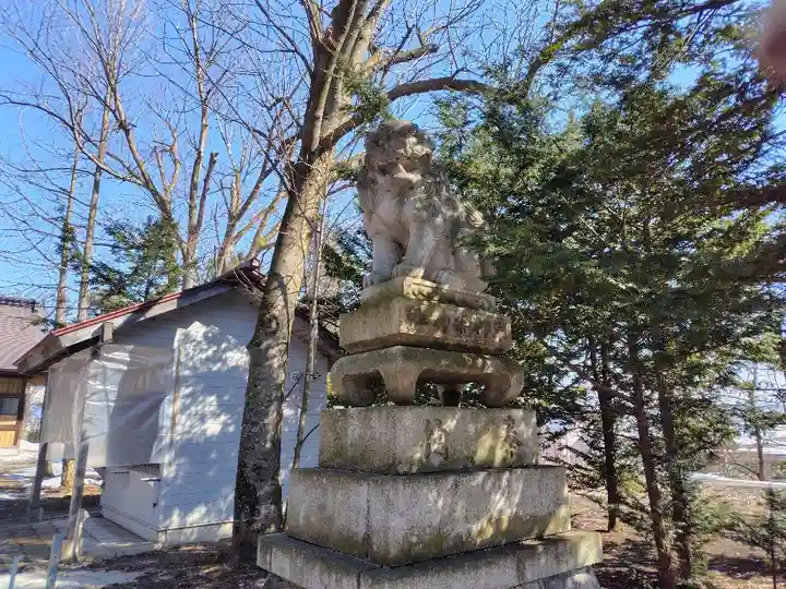 東神楽神社の狛犬