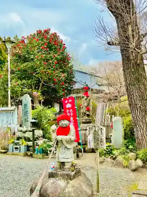 大山寺の{uncategorized: "未分類", other: "その他", undefined: "問題あり", building: "その他建物", grave: "お墓", sacred_gate: "鳥居", guardian: "狛犬", statue: "像", buddha: "仏像", history: "歴史", nature: "自然", garden: "庭園", animal: "動物", pagoda: "塔", temizu: "手水舎", mountain_gate: "山門・神門", sanctuary: "本殿・本堂", subordinate: "末社・摂社", art: "芸術", scenery: "景色", jizo: "地蔵", ema: "絵馬", goshuin: "御朱印", omikuji: "おみくじ", items: "授与品その他", amulet: "お守り", goshuincho: "御朱印帳", eats: "食事", festival: "お祭り", votive_dance: "神楽", shichigosan: "七五三参", wedding: "結婚式", experience: "体験その他", initially: "初詣", around: "周辺", anti_infection: "感染症対策"}